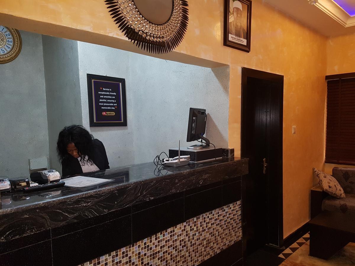 The Resident Hotel Owerri Eksteriør bilde